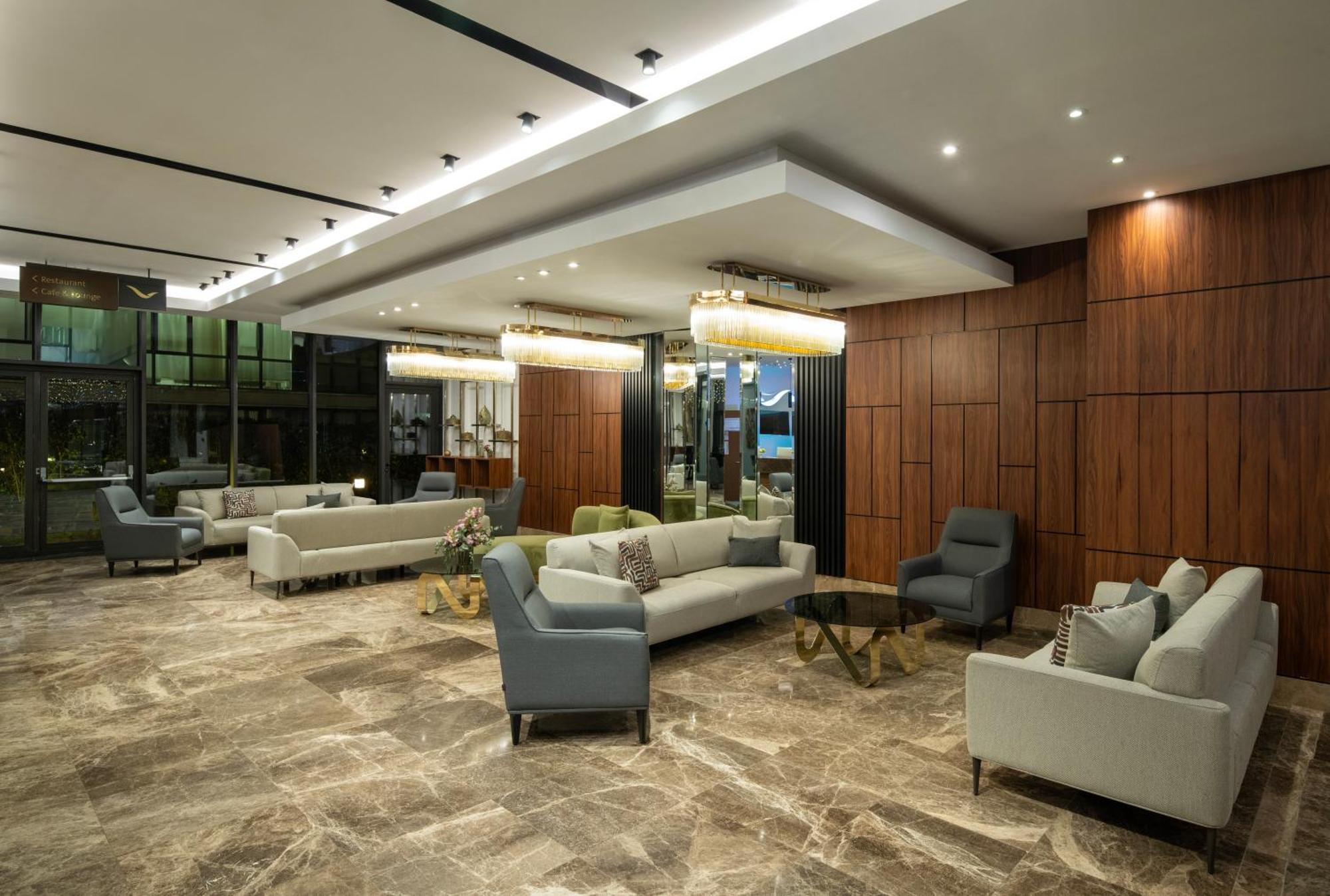 Movenpick Living Istanbul West Hotel Bagian luar foto
